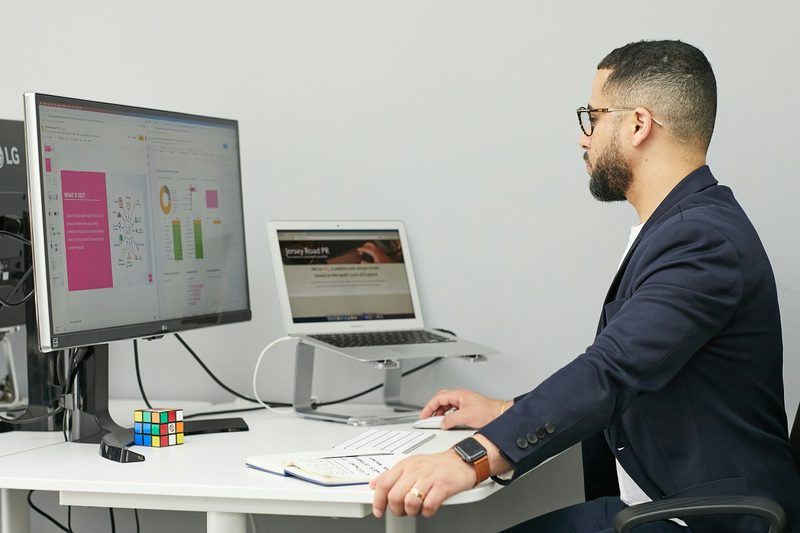 Syndrome du bon élève au travail : passer à l'autonomie